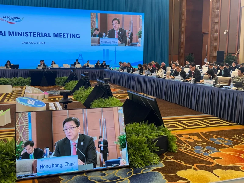 Hong Kong technology secretary Sun Dong speaking at the APEC Digital and AI Ministerial Meeting in Chengdu