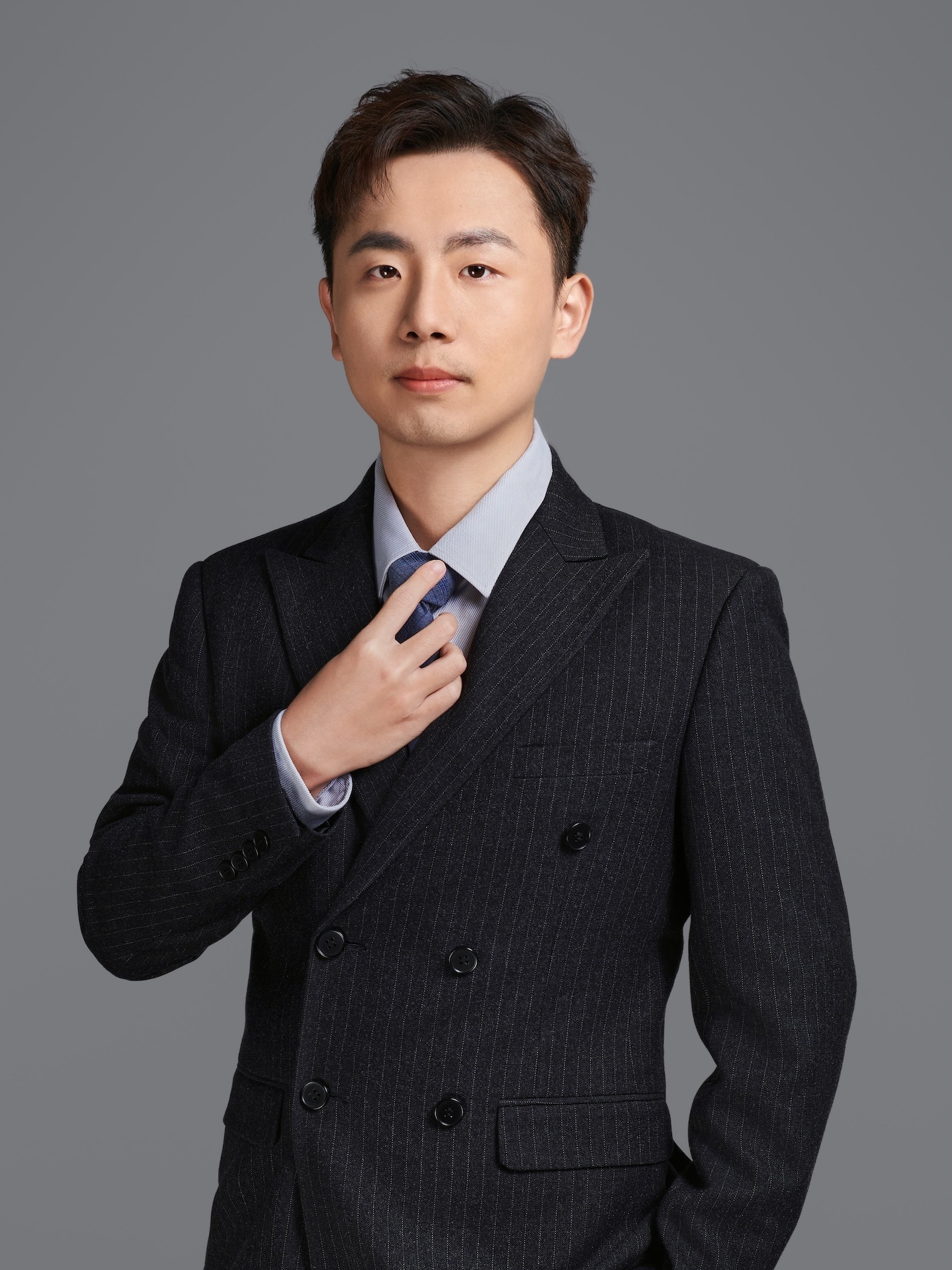 Portrait of Shuangjia Zheng